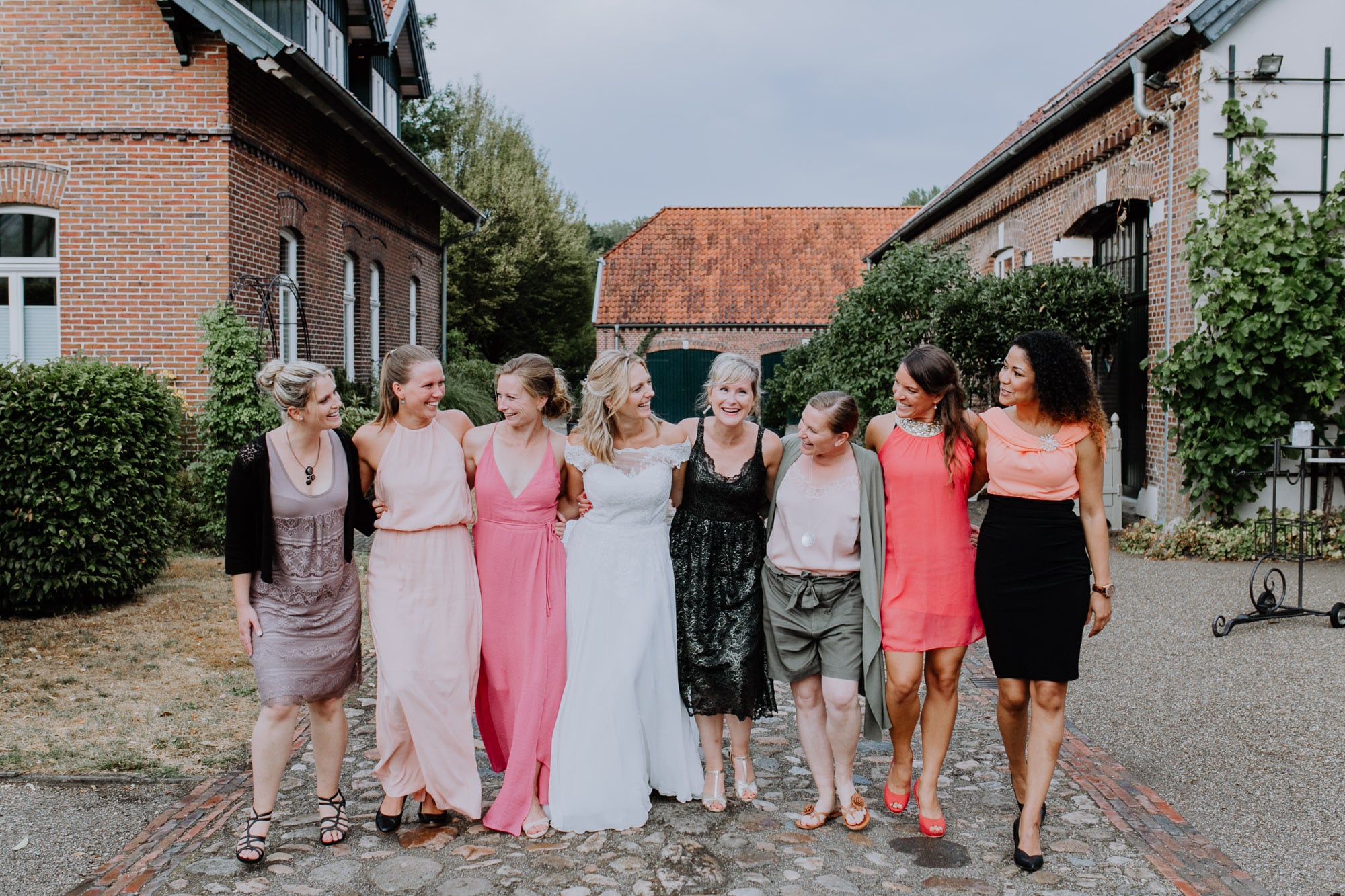 kati_christian_hochzeit_hofgut_westerstede__guthorn_fotograf_inga_doerge_feldmann-57
